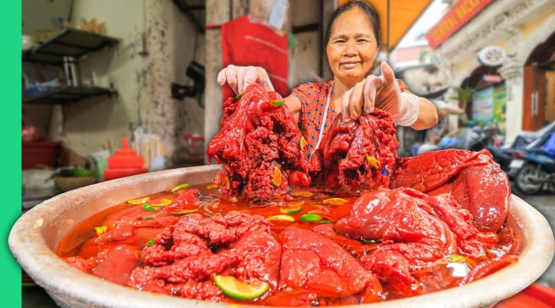 Blood Red Jellyfish!! EXTREME Vietnam Street Food!!