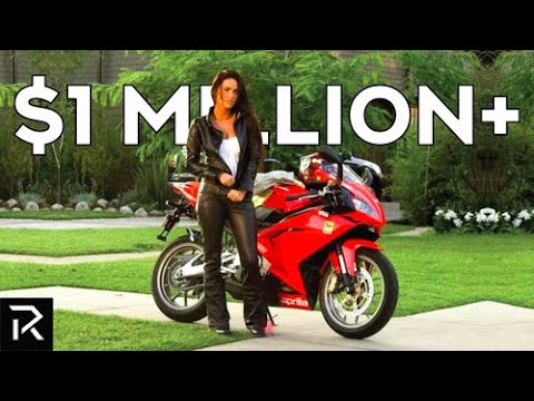 Celebrity Women Who Love Riding Motorcycles