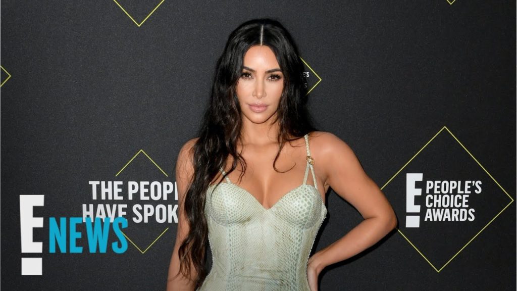 Kim Kardashian Files to Be Legally SINGLE | E! News