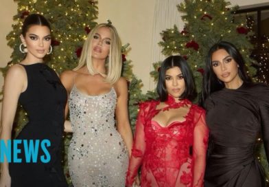 Kourtney Kardashian & Travis Barker’s Blended Family Xmas Pic | E! News