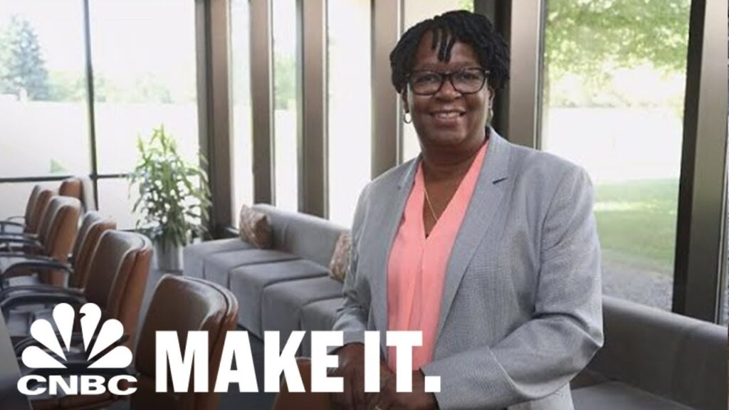 This Former Janitor Worked Her Way Up To Become A Top Technology Executive | CNBC Make It.