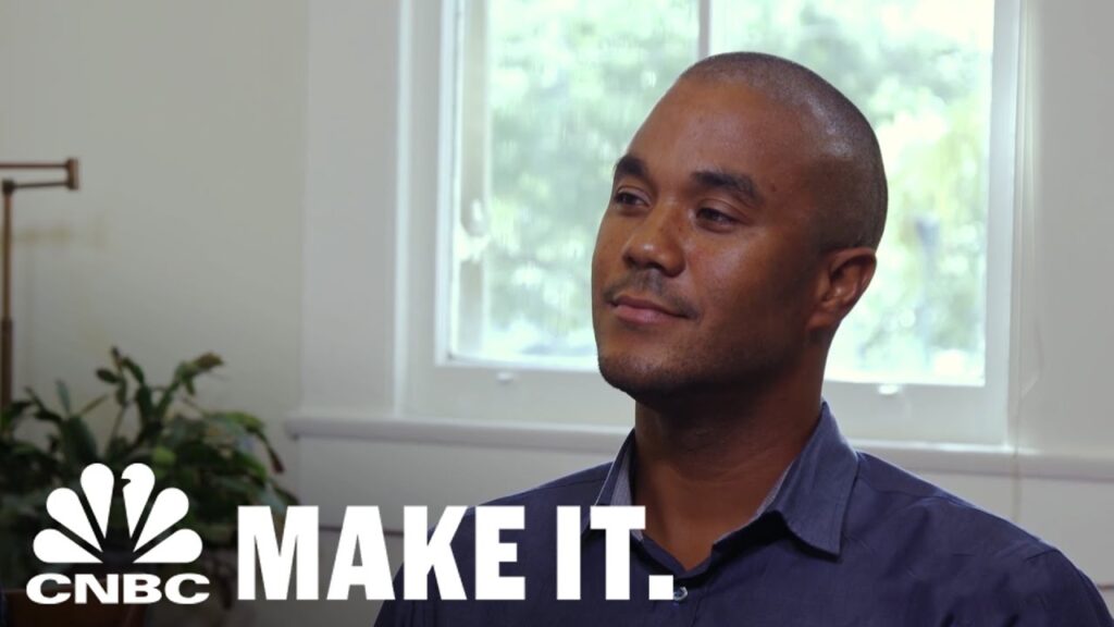 House Flipper Overlooks The Obvious Key To Selling His House | CNBC Make It.