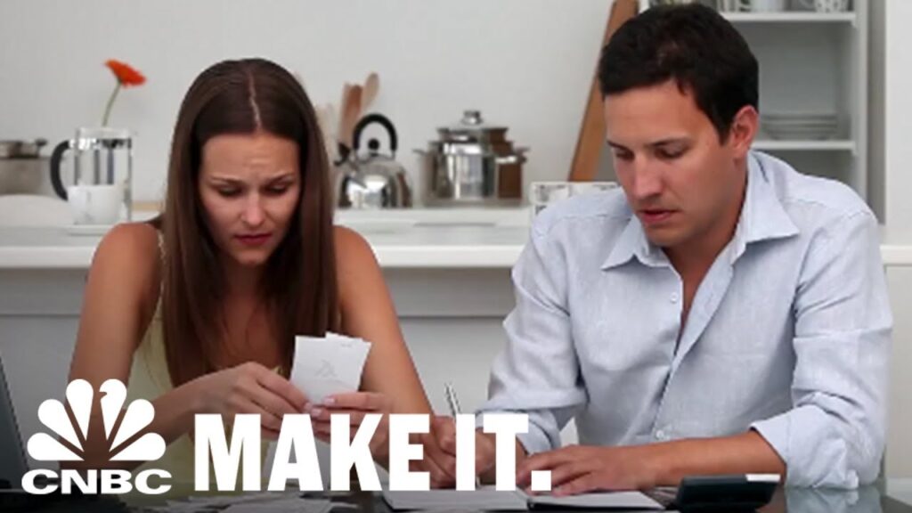 Here’s When Couples Should Start Having Tough Conversations About Money | CNBC Make It.