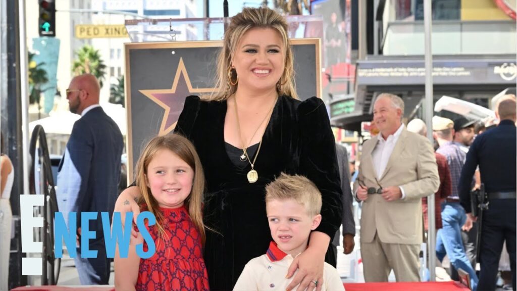 Kelly Clarkson Reveals What Her Kids “Wish” About Her Divorce | E! News